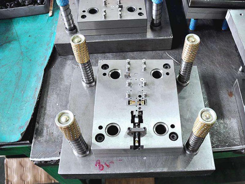 侯马模具制造-01